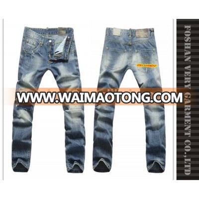 2017 latest design embroidered patched denim jeans trousers for men